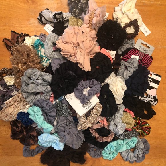Unknown Accessories - 35 Hair Scrunchies Hair Ties HUGE Variety